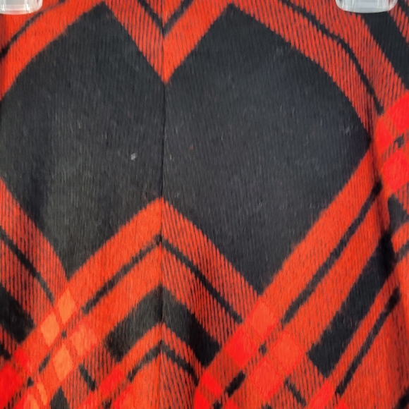 Womans Homemade Tartan Plaid Red Black Maxi Skirt Possibly Wool Back Zip Sm/Med - Picture 3 of 6